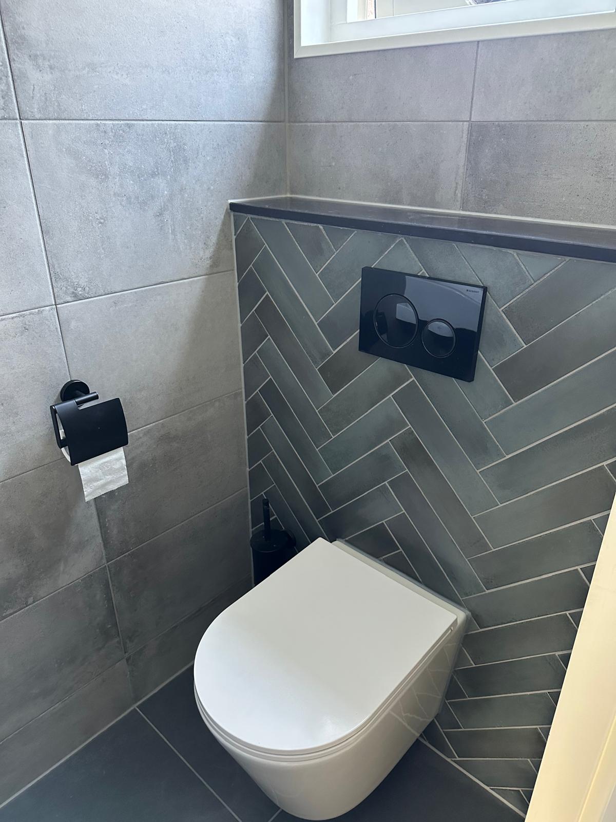 Toilet renoveren (2)